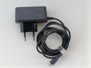 Cargador Nokia original AC-10E micro USB