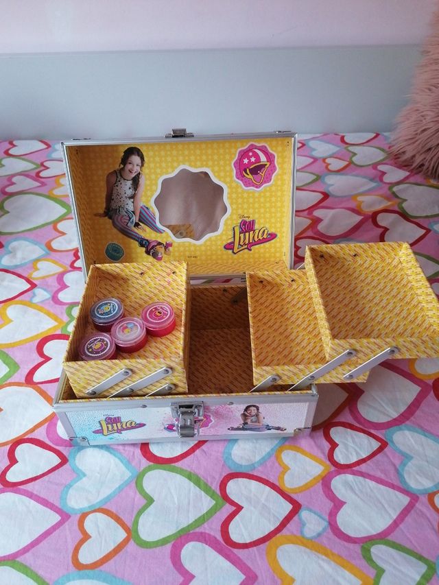 Maletín maquillaje pinturas