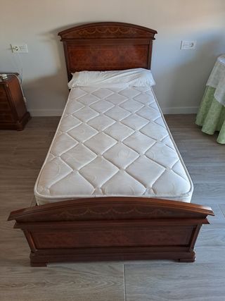 Cama de 90 completa con colchón y almohadón