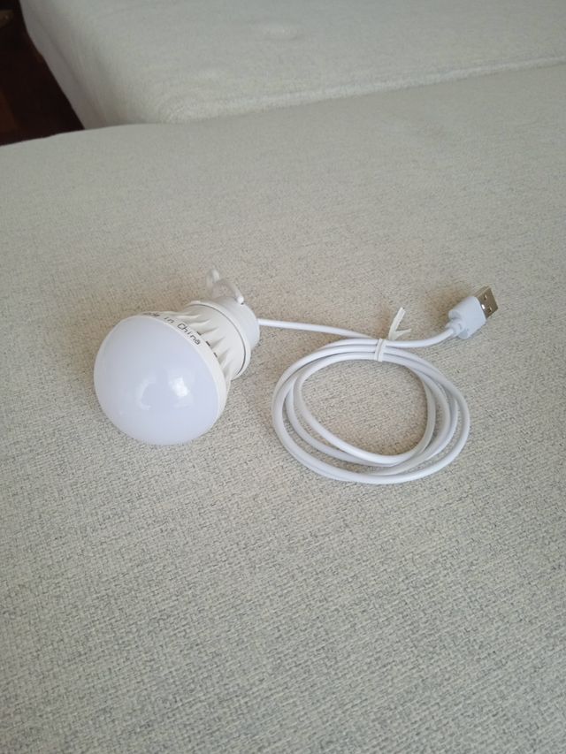 Luz LED 3w com USB 75cm