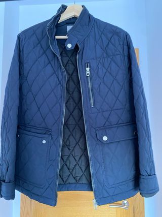 Cazadora azul marino