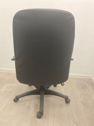 Sillón polipiel director