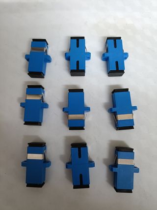 Adaptadores de fibra óptica