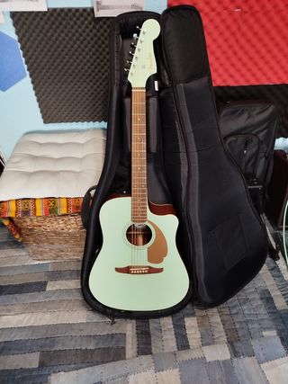 Guitarra acústica Fender Redondo último precio