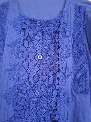 Dos blusas y una de regalo