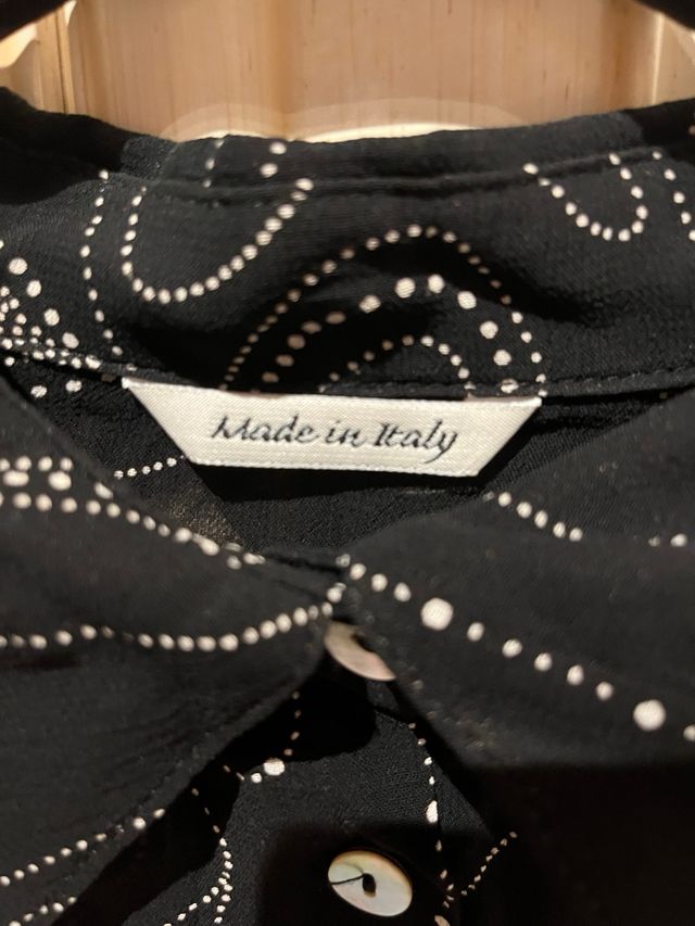 Camicia velata a fiori