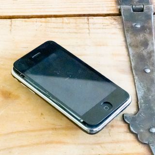 Lote 9 iphone 7, 4, 4S, 5C, 5, 3GS para piezas.