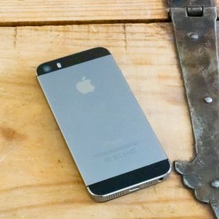 Lote 9 iphone 7, 4, 4S, 5C, 5, 3GS para piezas.