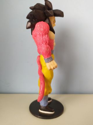 FIGURA SON GOKU