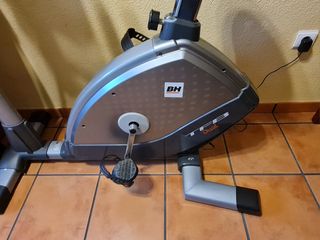Bicicleta estática BH TFB DUAL 