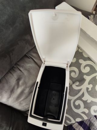 Cubo de basura baño con cepillo