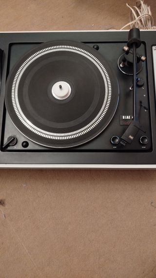 Caja de música antigua