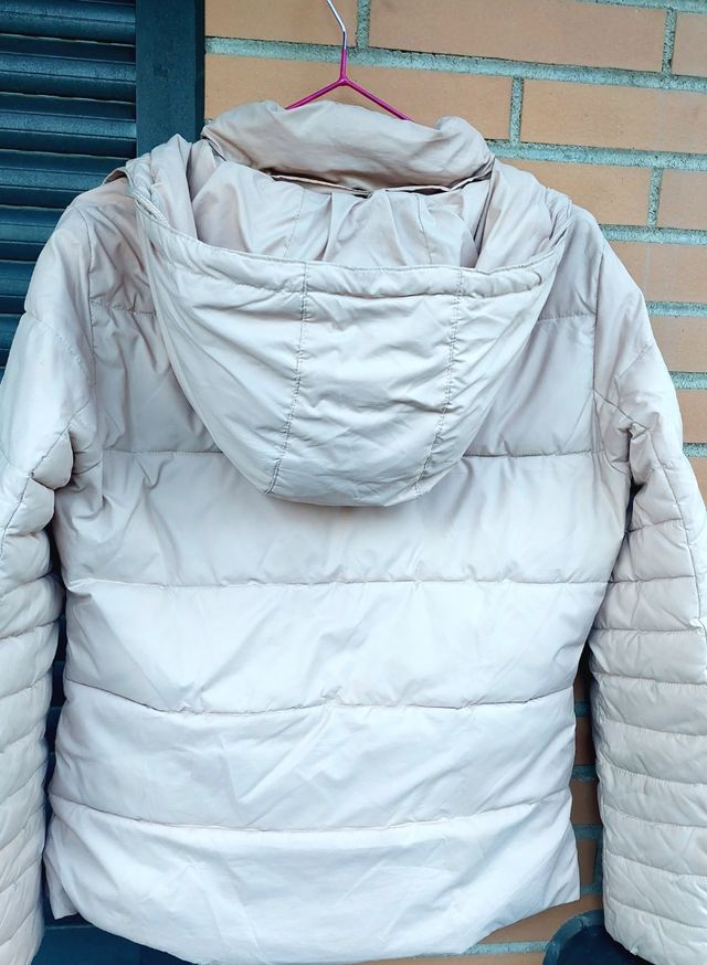 Cazadora/parka tipo plumas de vestir