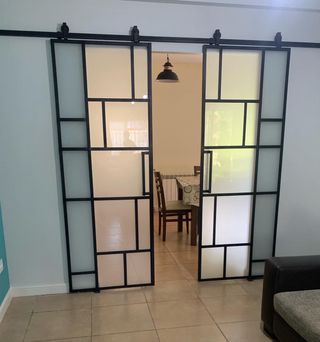 PUERTA DE HIERRO Y VIDRIO CORREDERA