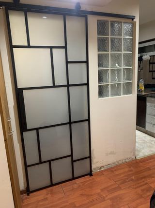 PUERTA DE HIERRO Y VIDRIO CORREDERA