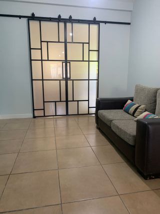 PUERTA DE HIERRO Y VIDRIO CORREDERA