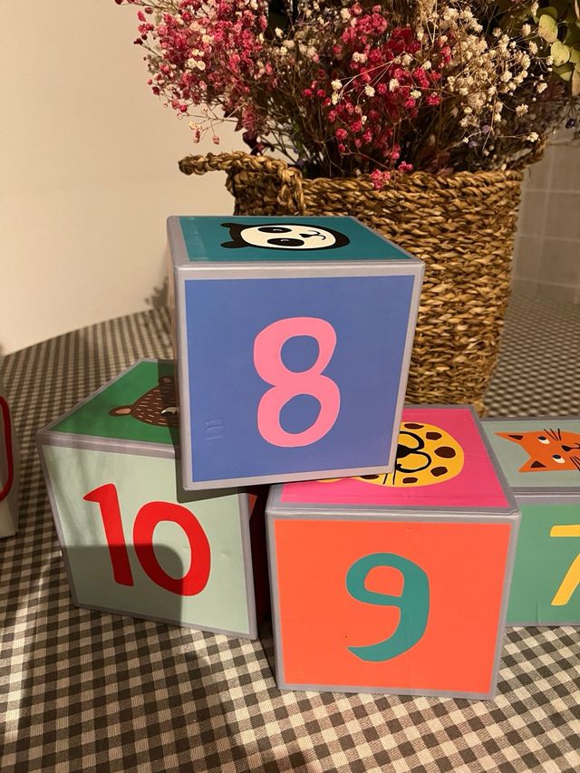 Juego cubos de imaginarium