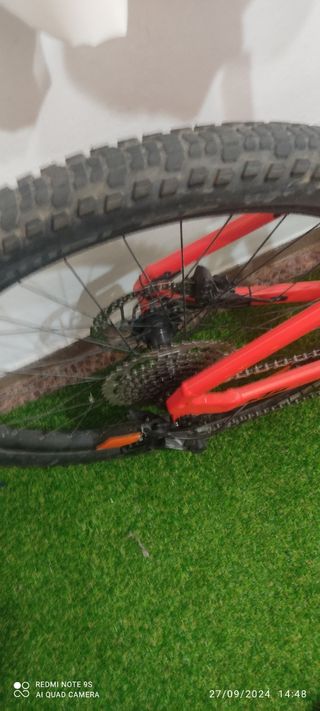 Bicicleta eléctrica KTM macine racer 571, perfecta