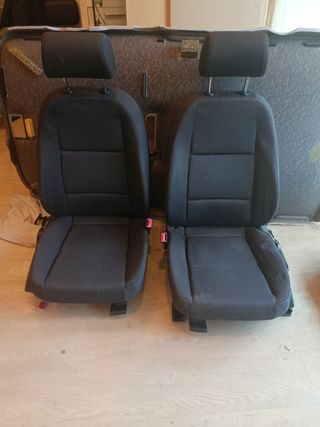 ASIENTOS EN NEGRO AUDI A 4 AVANT B7