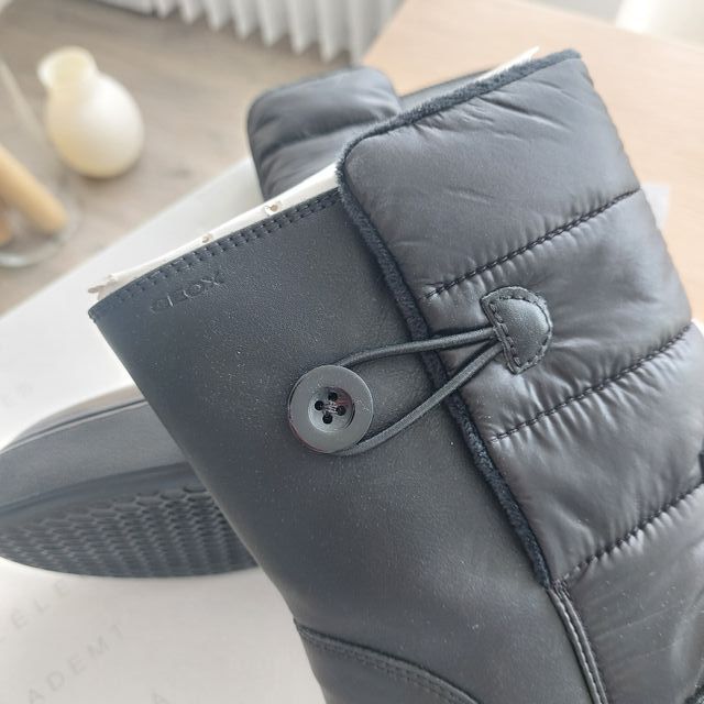 T37 Botas Geox Nhenbus Nuevas Piel y relleno frío