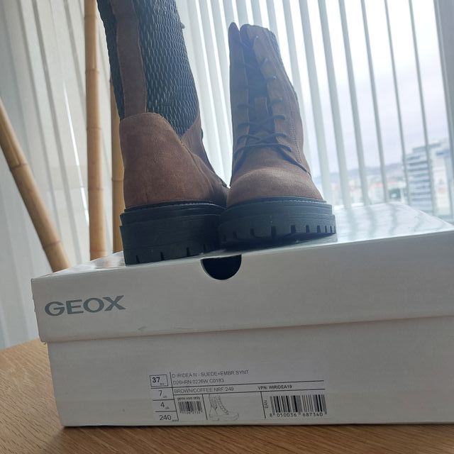 T37 Geox Botas nuevas Piel