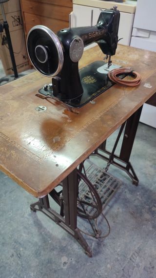 Maquina de coser Zigma