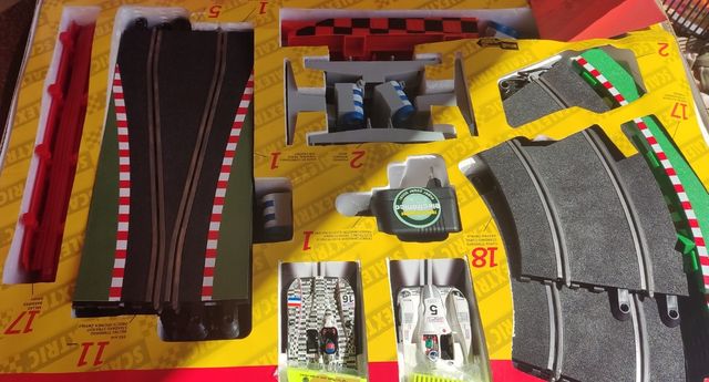 Excalextris competición