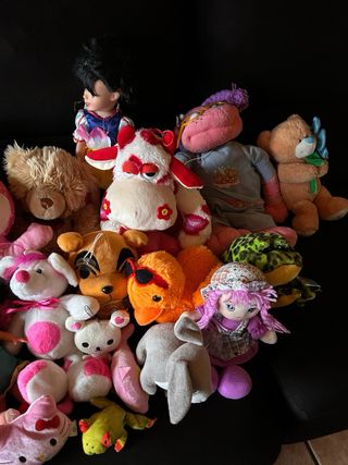 Venta peluches y muñecas 2da mano