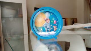Caja musical con movimiento niño