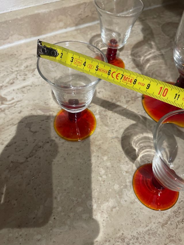 Set bicchieri e bottiglia