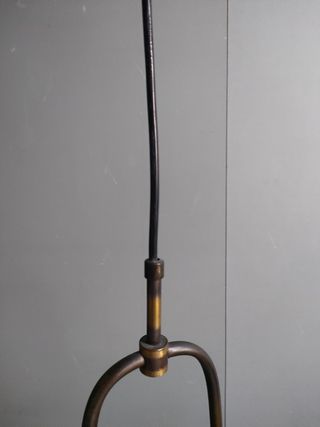 LAMPARA ANTIGUA INDUSTRIAL