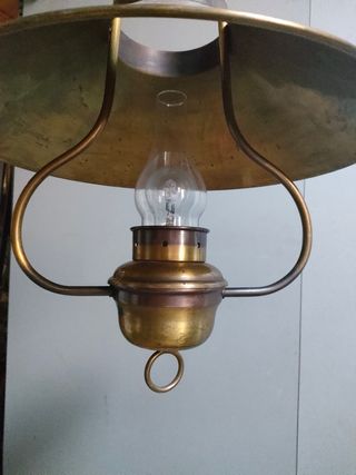 LAMPARA ANTIGUA INDUSTRIAL