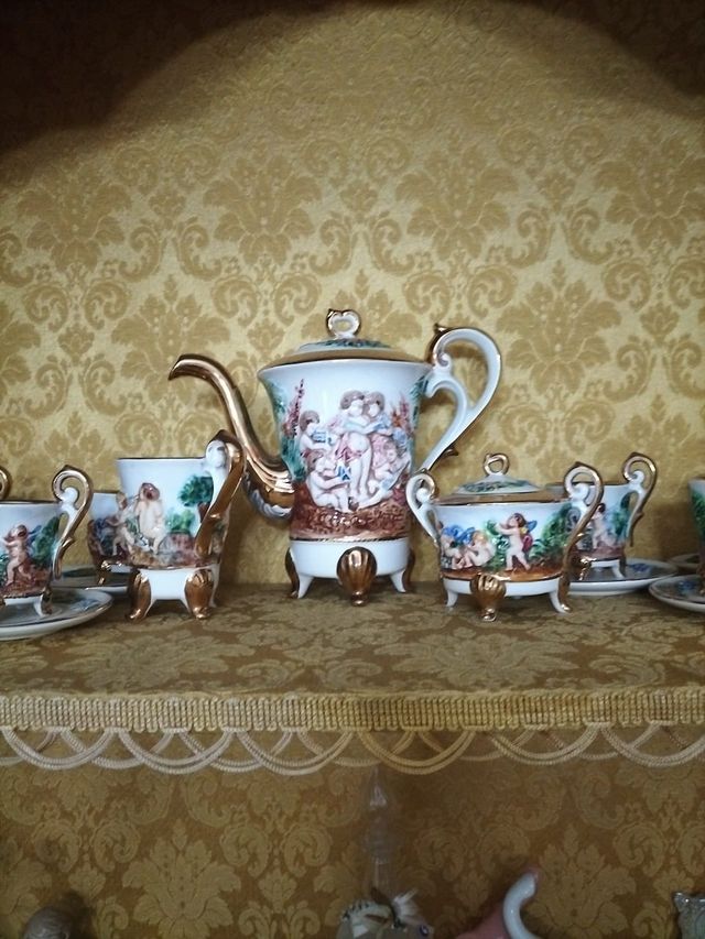 Set porcellane di Capodimonte