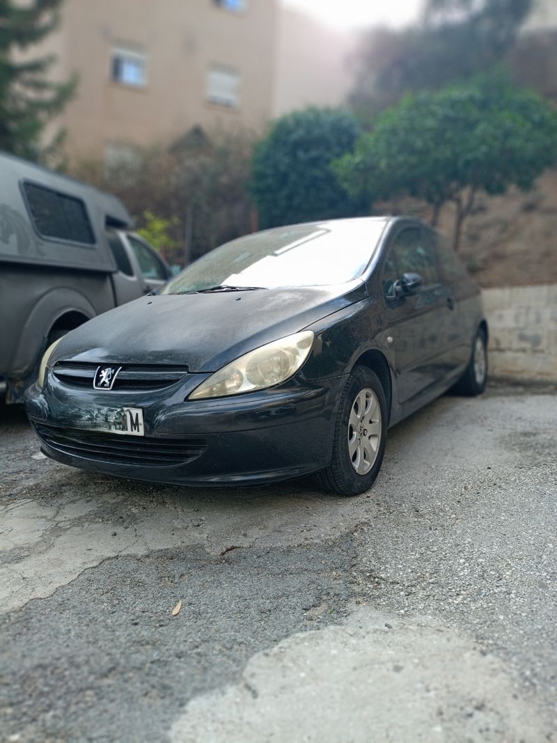 Peugeot 307 2003 - foto 1