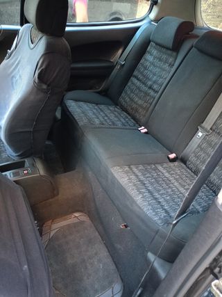 Peugeot 307 2003