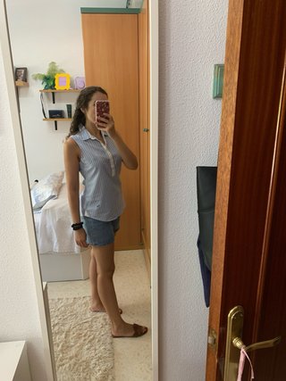 Camisa de rayas sin mangas de Amichi