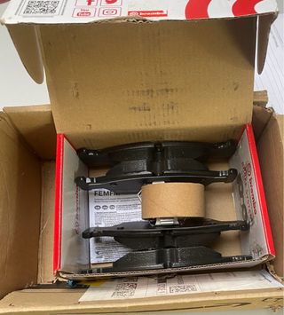 Pastillas de freno Brembo delanteras y traseras
