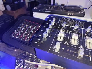 Mesas mescladoras dj