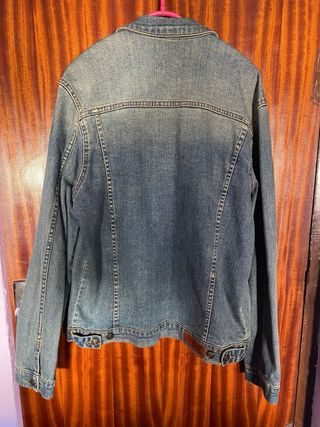 Cazadora vaquera hombre de Zara
