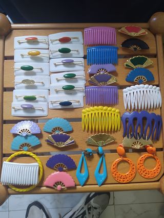 NO DISPONIBLES Broches de flamenca abanico