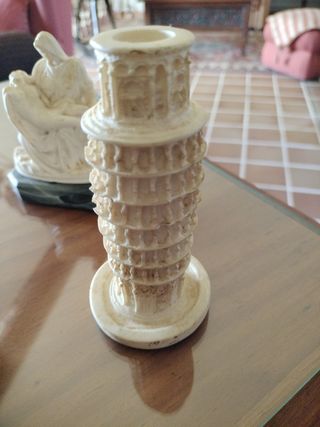 Lote miniaturas esculturas La Piedad etc
