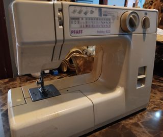 Maquina de coser SINGER