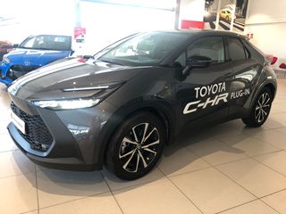 Toyota C-HR 2.0 220PH PLUG-IN ADVANCE