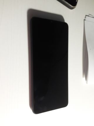 Movil xiaomi redmi 12c con funda