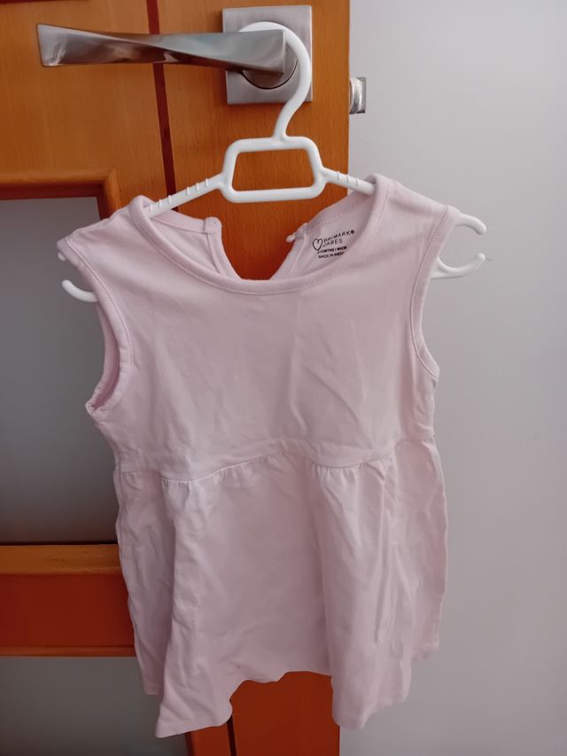 Vestido de tirantes niña.