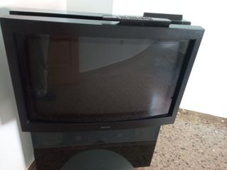 televisión Bang & olufsen  de 30 pulgadas