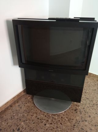 televisión Bang & olufsen  de 30 pulgadas