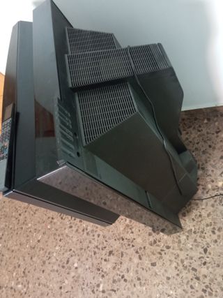 televisión Bang & olufsen  de 30 pulgadas