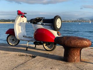 Alquilo Vespa de mas de 50 años para eventos.