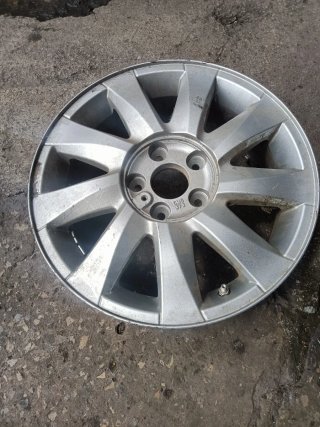 Llantas Renault 15 pulgadas impecables